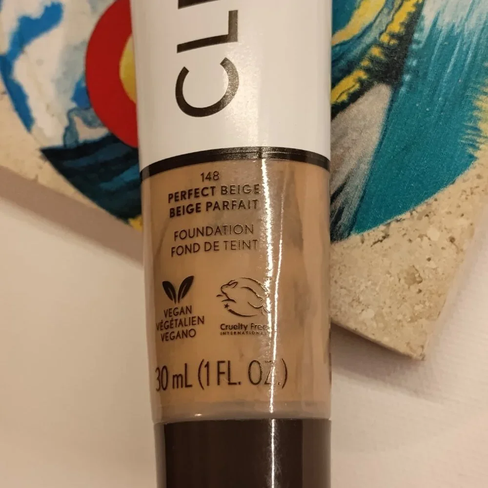 COVERGIRL Clean Invisible Foundation - 148 Perfect Beige